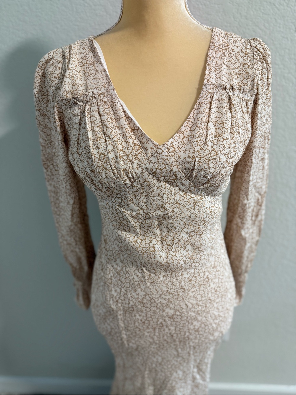 Style Rack Cream Floral V-Neck Long Sleeve Dress - Picture 3 of 9
